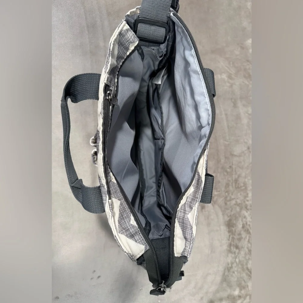 Skip Hop Baby Bag in Gray and White